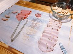 -广州万富希尔顿酒店·感趣自助餐厅·金秋蟹宴生蚝海鲜刺身