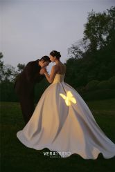 点击看大图 -至臻微拉婚纱摄影