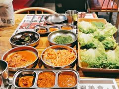 -青瓦炭韩潮烤肉(花园道店)