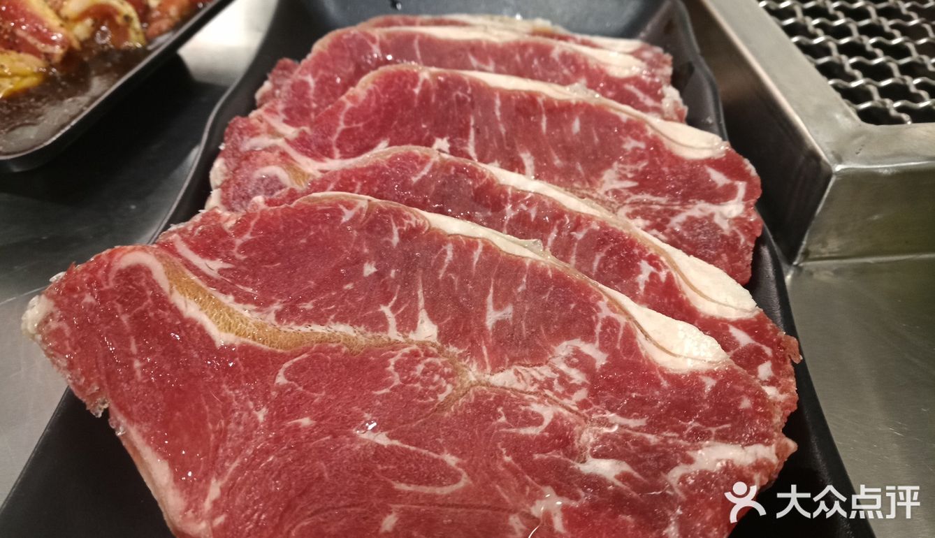 在北京难得吃上这么正宗的地摊烤肉
