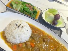 日式咖喱牛肉饭-燕庭·纯燕窝·甜品下午茶(南京西路店)