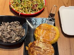-华府九号海鲜烧烤大排档(龙域店)