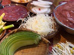 -赵美丽·重庆社区火锅·直营店(火车东站·中豪国际店)