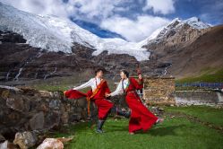 -风马映像摄影工作室(布宫店)