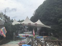 -虎啸峡漂流