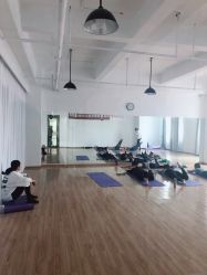 -亚太瑜伽普拉提学院