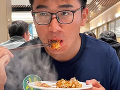 -金马门国际美食百汇(珞喻路店)