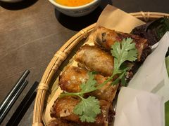 -大头虾越式风味餐厅(光明广场店)