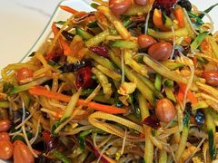 -胖太太四川麻辣排骨串(镇江路分店)