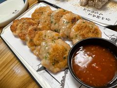 莲藕酿煎虾饼-聚缘堂·海鲜私房菜(松岭路店)