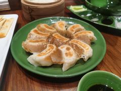 三鲜锅贴-君悦酒店·1881·北京烤鸭