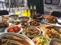 -聚首堂·特色小吃·肘子(什刹海德胜门店)