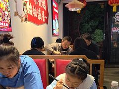-雪乡人家东北菜·铁锅炖一切(高斯路店)