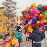 来彩虹村🌈，度一个五彩斑斓的周末！☕️