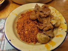 -拈签一笑黄牛肉辣卤串串