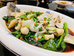 广式葱油鲈鱼-融聚·粤小馆(水上公园店)