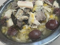 -老码头黑皮肘子锅包肉熏酱水饺(文政街店)