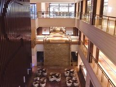 -上海中航虹桥机场泊悦酒店