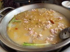 -老来福·非遗酸汤兔(凯旋路店)