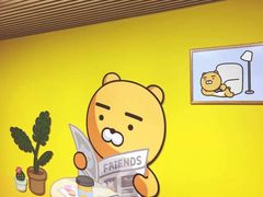 -KAKAO FRIENDS(弘大店)