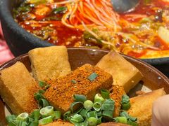 -黔有有贵州酸汤夺夺粉火锅(五味十字店)