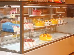 面包甜点陈列柜-嘉华饼屋(金实路店)