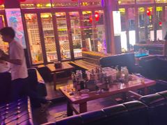 -喜鹊音乐酒馆(西街店)