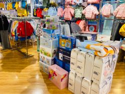 -乐友孕婴童(西安长缨路万和城店)