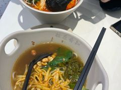-桂在香知桂林米粉(南岗松雷店)