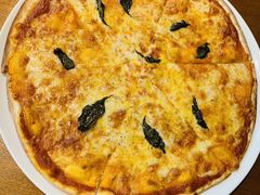 -JINNS锦时 steak&pizza(浸信会礼拜堂旧址店)