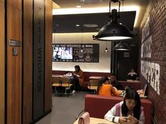 大堂-汉堡王(万达坊店)