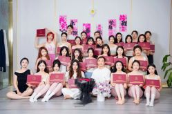 -亚太瑜伽普拉提学院