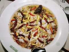 -渔语鱼酸菜鱼新川菜(来福士店)
