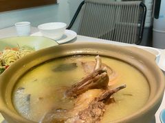 炭煨薏米酸萝卜煲老鸭-听香·678茶铺(猛追湾店)