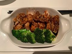 特色陈氏鸡腿饭-新元素(丽都店)