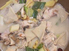 -滇香肴·云南菜蒸汽石锅鱼(云南北路店)