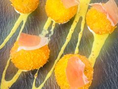 -MONICH牛排融合餐厅(和义大道购物中心店)