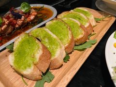 餐前面包-C&R西班牙餐厅