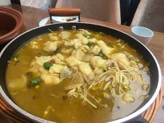 -有红鸡毛店·川菜(建设路店)