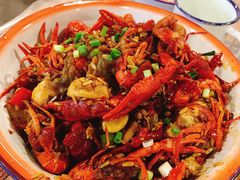 -冶建镜子·老南昌大排档·江西虾王(总店)