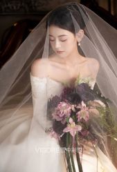 -雪中彩影婚纱摄影·微光艺术中心