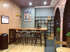 大堂-猫屎咖啡(盐靖高速店)
