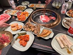 -梨花甄选自助烤肉(小寨原力场店)