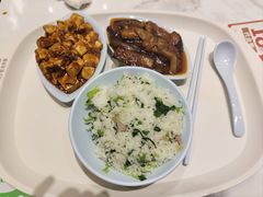 -荣华基·现炒快餐(肇嘉浜路店)