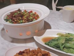 -渝信川菜 · 川味家常菜(财富购物中心店)