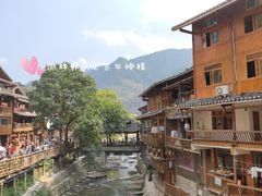 -西江千户苗寨-百年吊脚楼