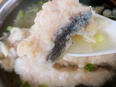 -依云煎包店