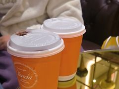 -VENCHI 闻绮(上海佛罗伦萨小镇店)