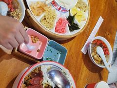 -怪噜范·老贵阳街头名小吃(鸿通城店)