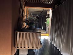 -泰·菩提树下[泰式按摩x精油SPAx肩颈头疗](新景店)